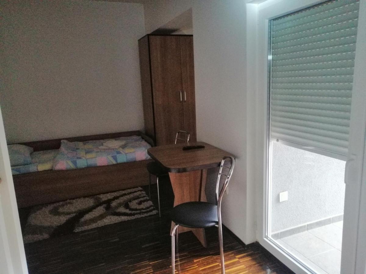 Apartmani Simic Βίσεγκραντ Εξωτερικό φωτογραφία