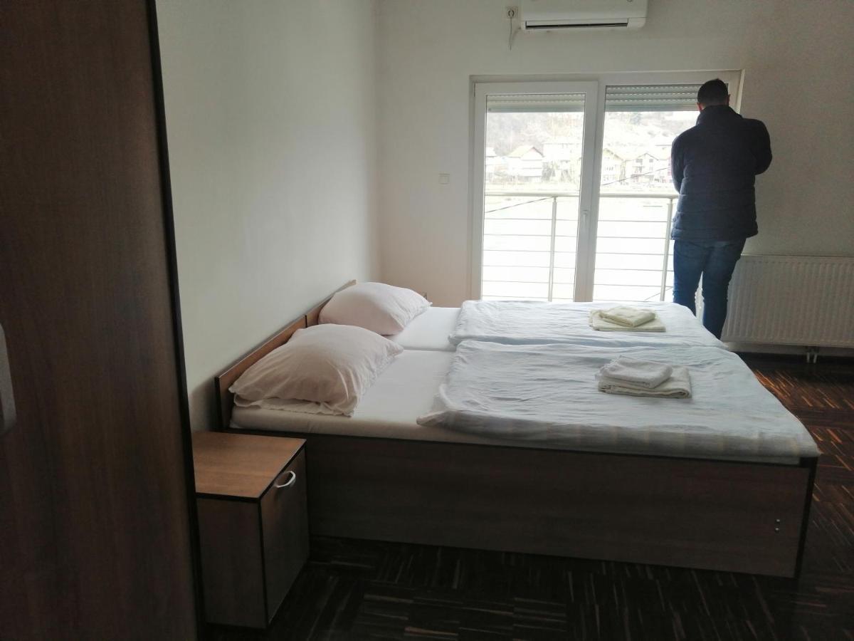 Apartmani Simic Βίσεγκραντ Εξωτερικό φωτογραφία